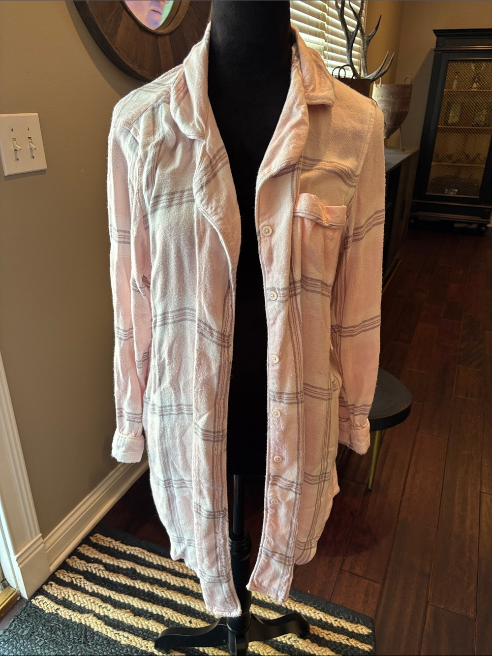 Women’s Light Pink Plaid Longline Shirt Jacket